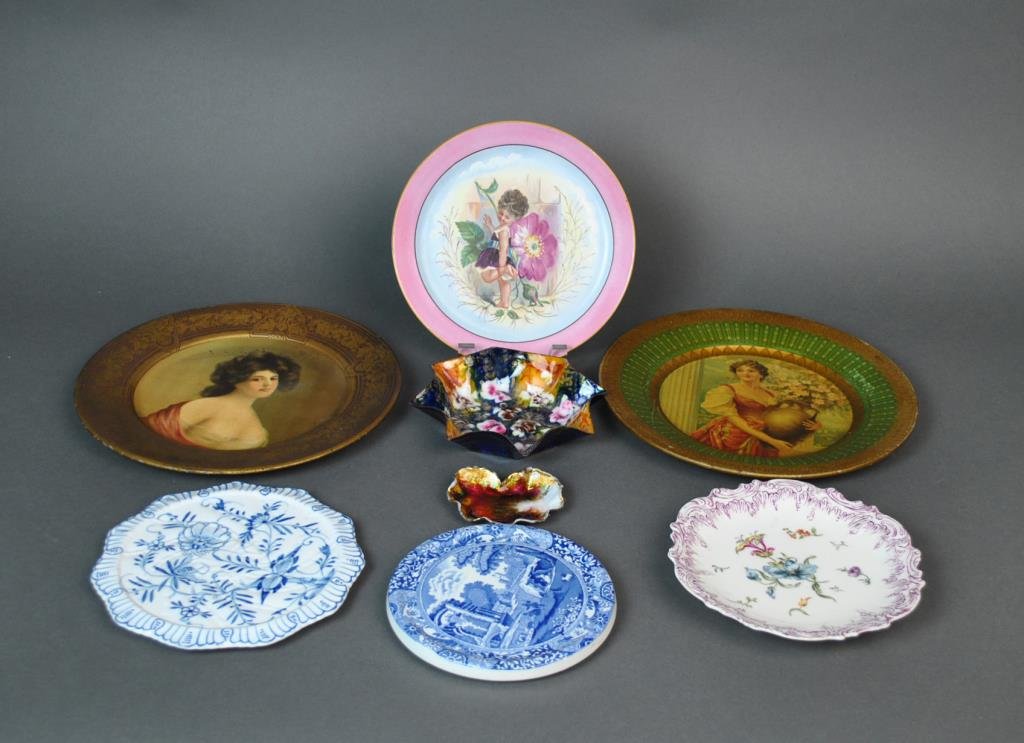 (8) PIECE CONTINENTAL DECORATIVES GROUP: includes 2 transfer decorated tin portrait plates (one marked Vienna Art Plates), 2 enamel over copper trays, 2 blue & white trivets (one Copeland Spode’s Italian), a Limoges floral plate, and a Fre