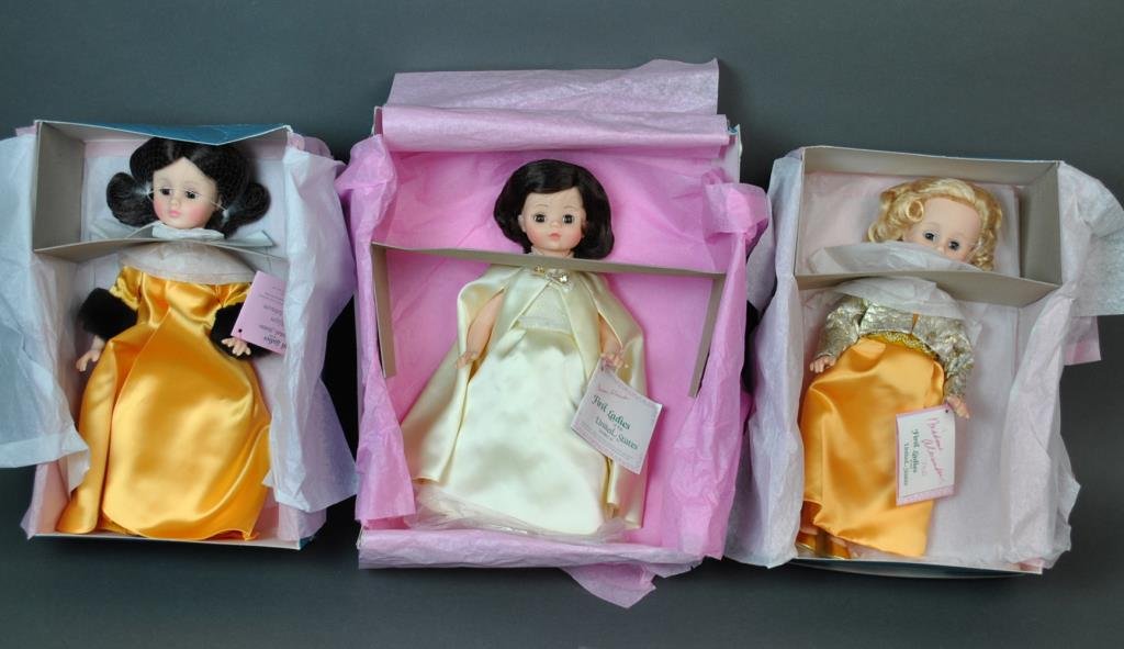 MADAME ALEXANDER FIRST LADY PARTIAL SET SERIES VI: (6) dolls, comprising 4 from original set including Grace Coolidge, Bess Truman, Mamie Eisenhower, and Jacqueline Kennedy, together with Lady Bird Johnson and Pat Nixon, original boxes, 13in.