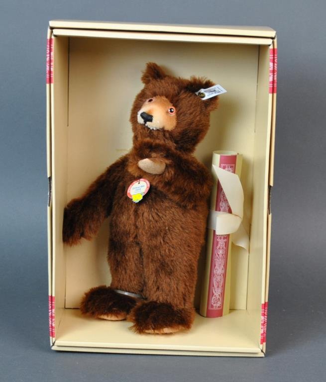 STEIFF REPLICA - CIRCUS BEAR: #401534, 804/4000, new, still attached to original box, with certificate, 13in.