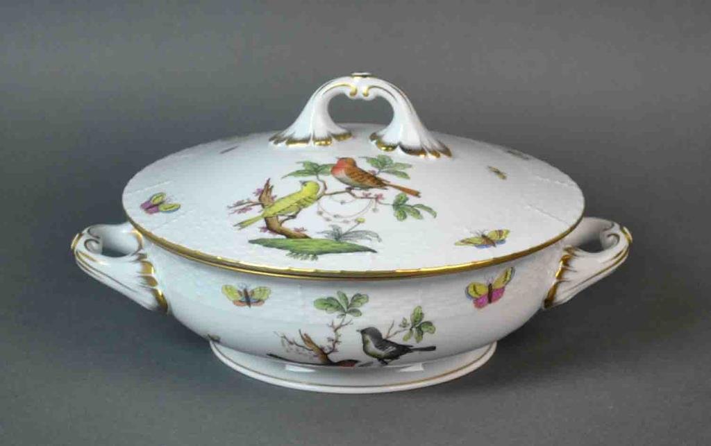 HEREND COVERED VEGETABLE (1 of 2)