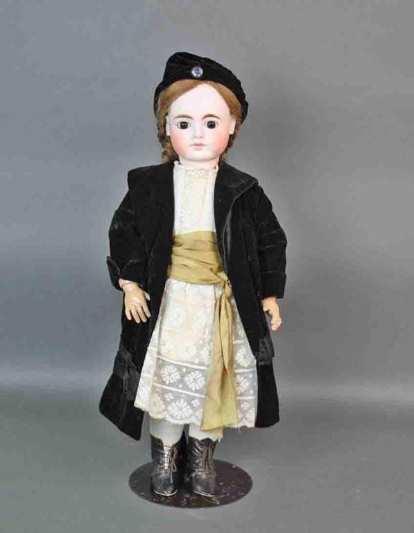 25" BELTON TYPE BISQUE HEAD DOLL (1 of 6)
