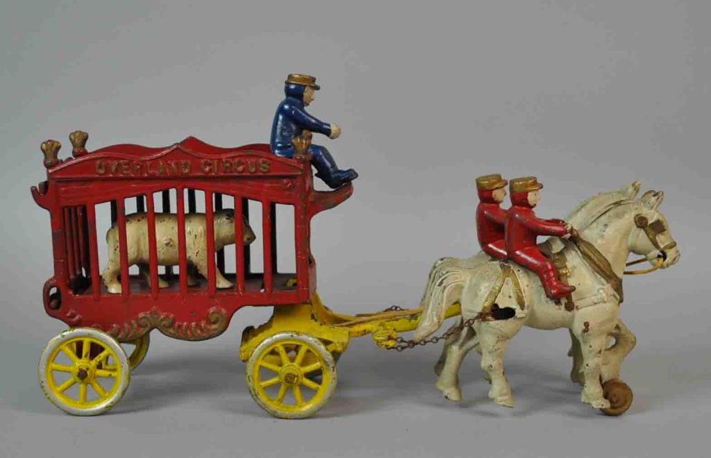 KENTON CAST IRON OVERLAND CIRCUS CAGED BEAR WAGON (1 of 5)
