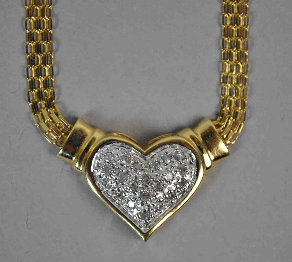 GOLD & DIAMOND HEART NECKLACE (1 of 2)