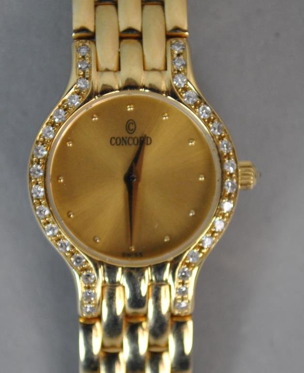 LADIES CONCORD GOLD & DIAMOND BRACELET WATCH (1 of 3)