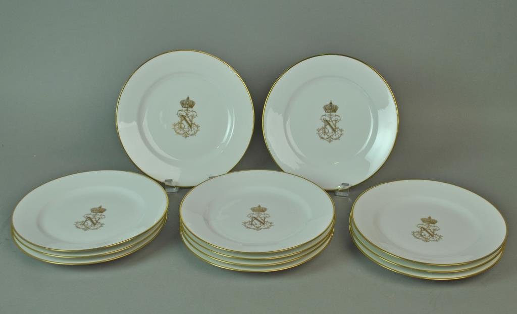SET (12) NAPOLEON PORCELAIN CABINET PLATES (1 of 2)