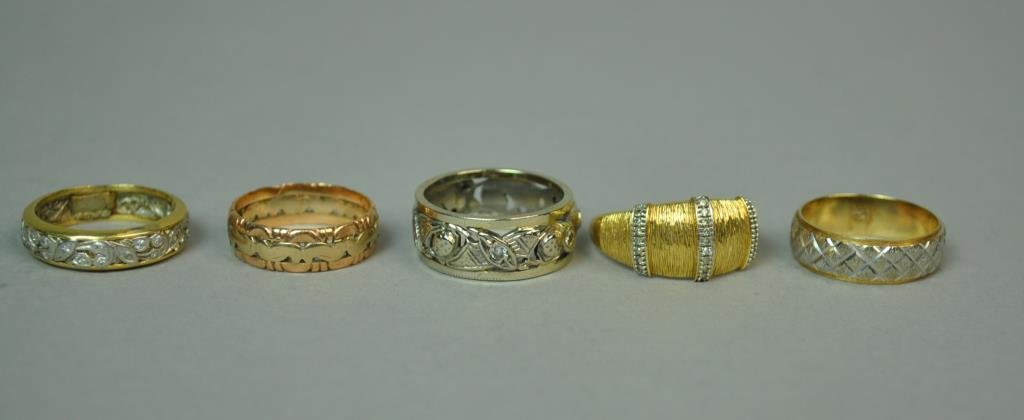 (5) GOLD RINGS (1 of 3)