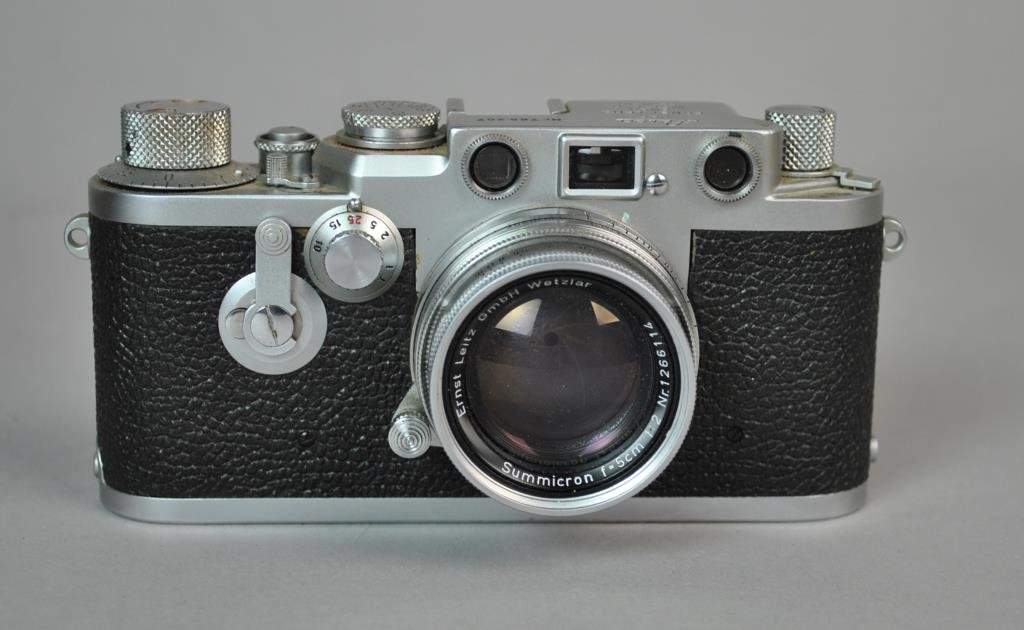 LEICA IIIF CAMERA WITH SELF-TIMER (1 of 4)