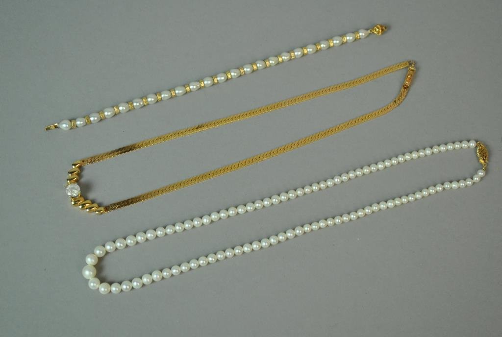 (3) PIECE GOLD JEWELRY GROUP (1 of 2)