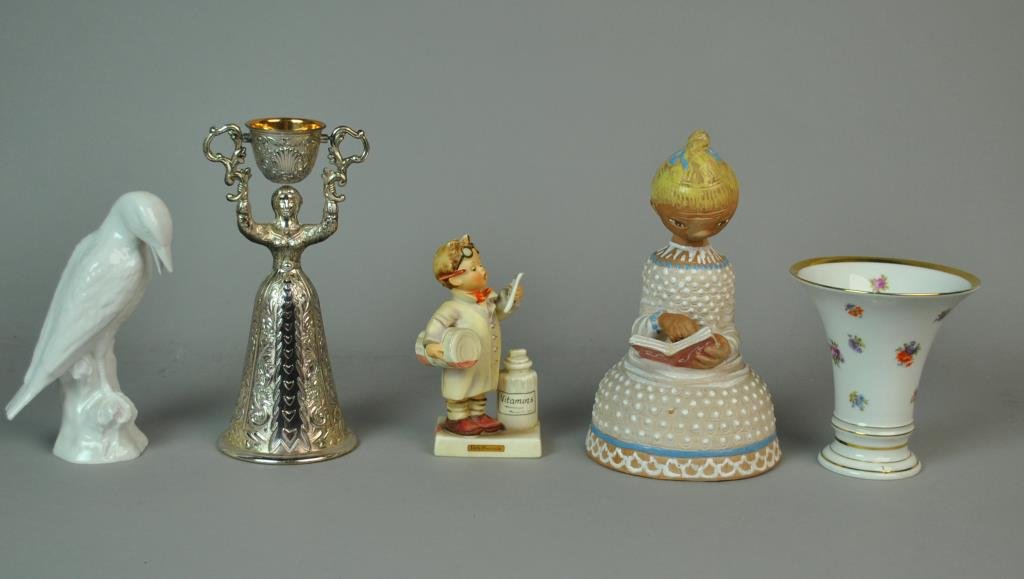 (5) PIECE COLLECTIBLE GROUP (1 of 1)