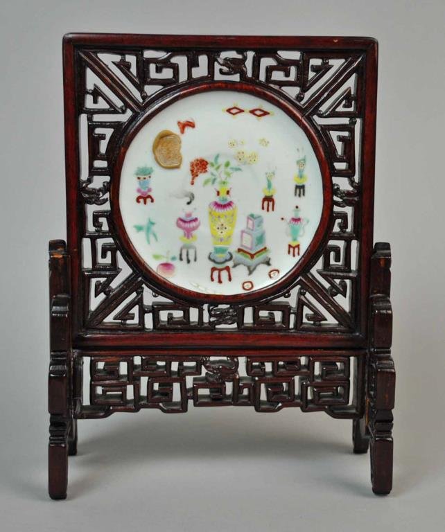 CHINESE FAMILLE ROSE & HARDWOOD TABLE SCREEN (1 of 4)