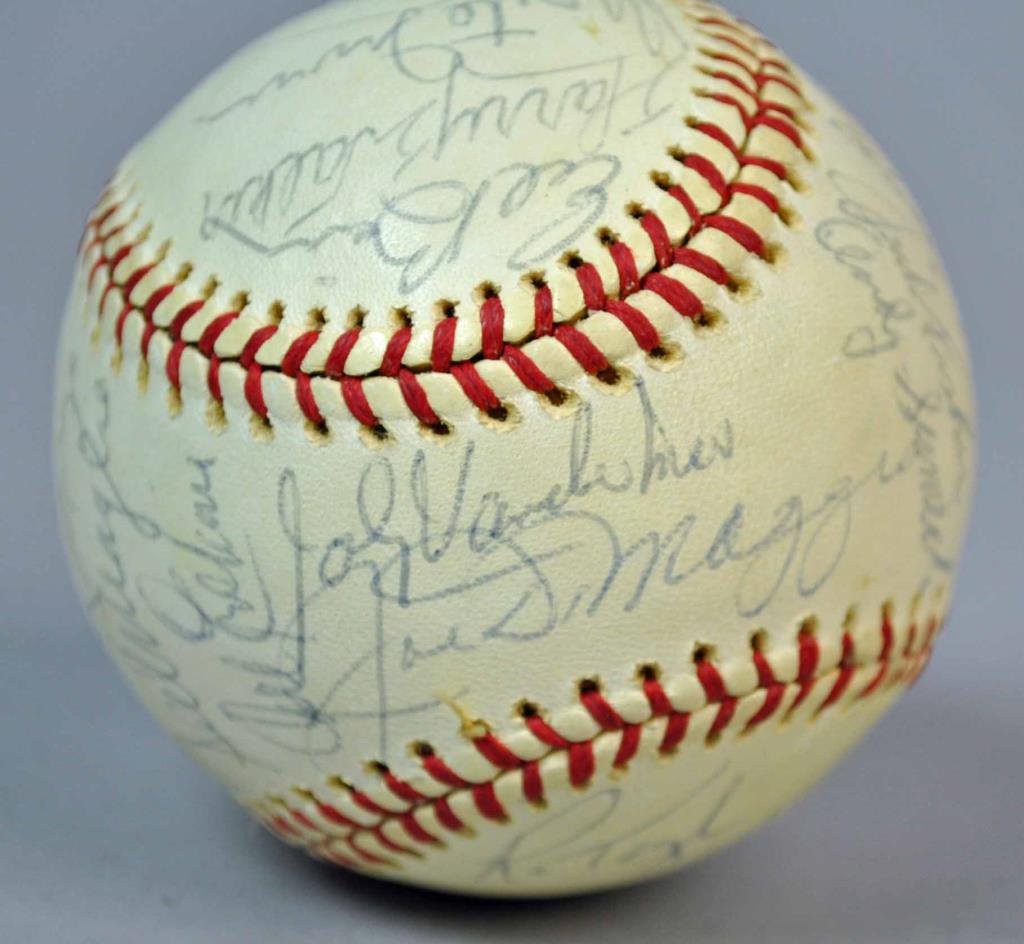 JOE DIMAGGIO SIGNED OLD TIMERS DAY BASEBALL (1 of 6)