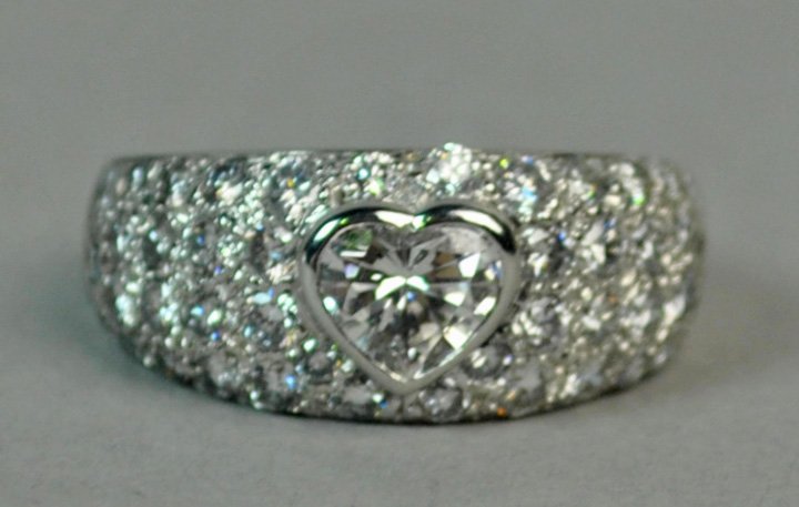 BULGARI 18K HEART SHAPED DIAMOND RING, 1.86CTW (1 of 5)