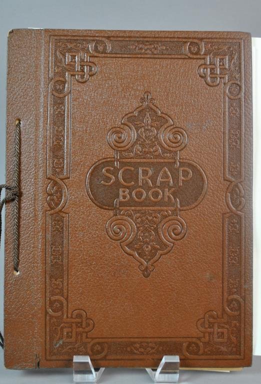 (25+) COLLECTION OF AUTOGRAPHS (1 of 7)