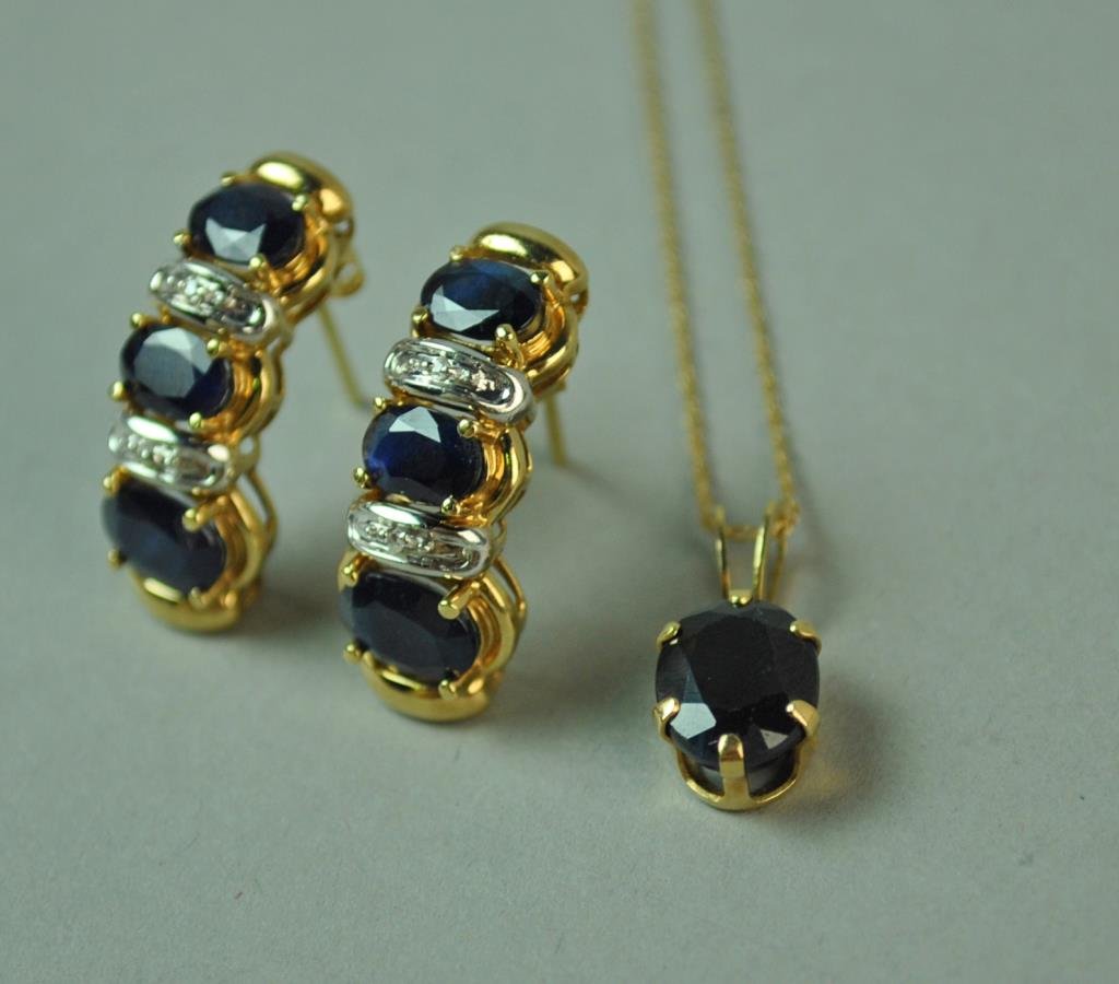 10K SAPPHIRE EARRINGS AND A BLUE STONE PENDANT (1 of 1)