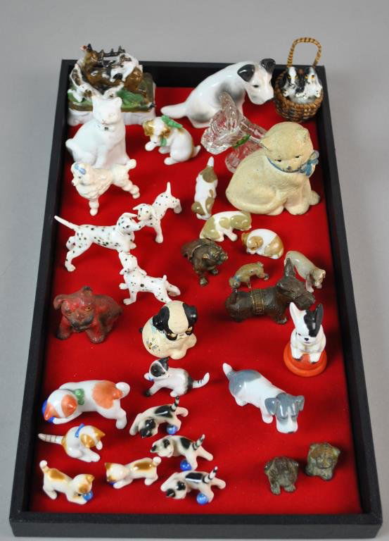 (32) COLLECTIBLE MINIATURE ANIMAL FIGURES (1 of 7)