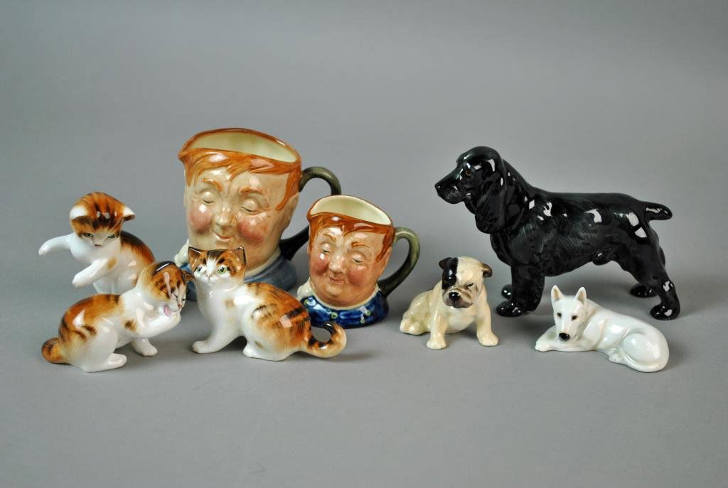 (8) PIECE ROYAL DOULTON COLLECTIBLE GROUP (1 of 4)