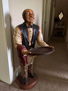 Pauli People Butler Statue: Old man butler made of resin or fiberglass, used to hold drinks or appetizers.