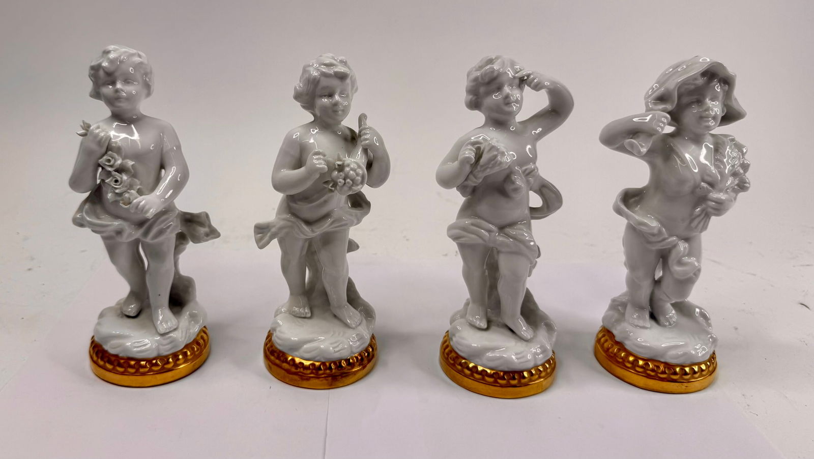 Lot of 4 Figures Depicting the Four Seasons (1 of 10)