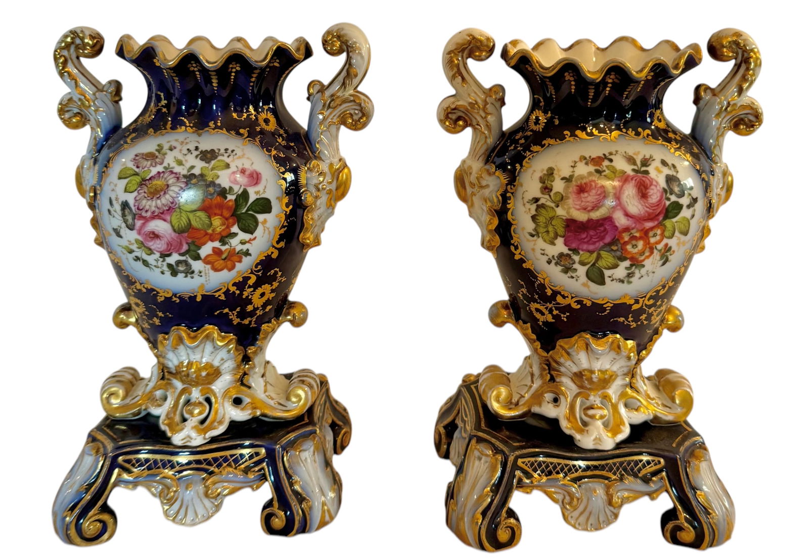 Pair of 19th Century Old Paris Style Mantel Vases on Stands (1 of 4)