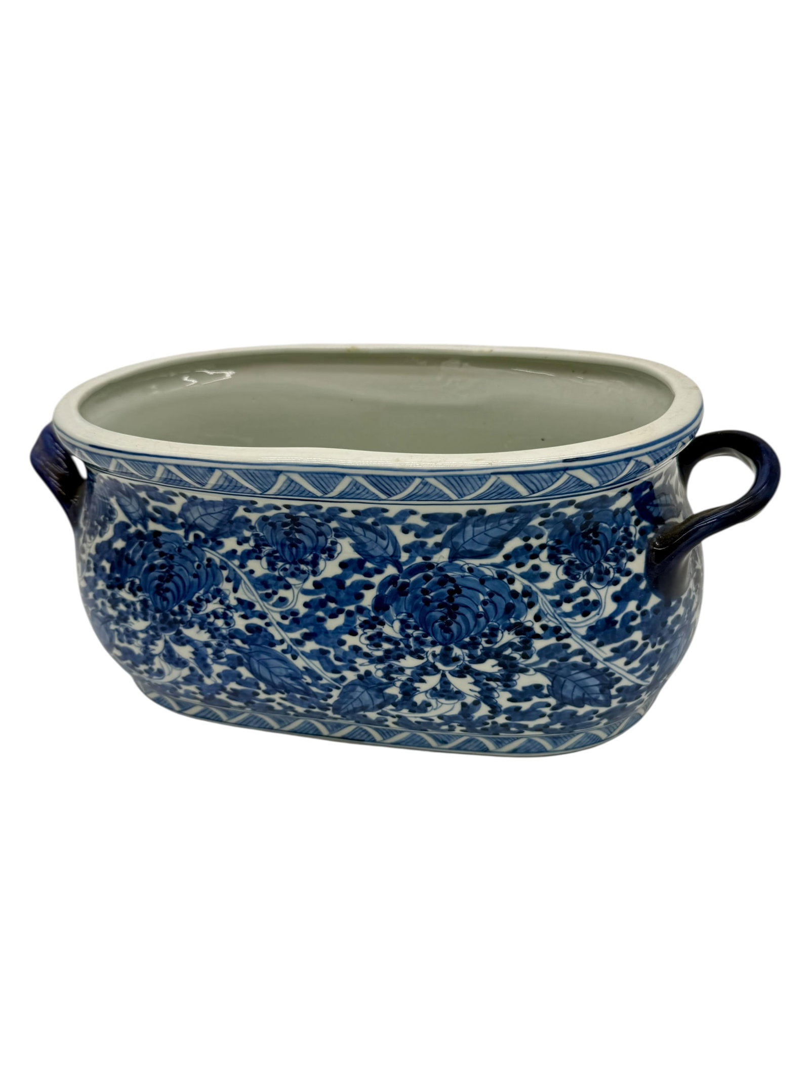 Blue and White Ceramic Footbath (1 of 6)