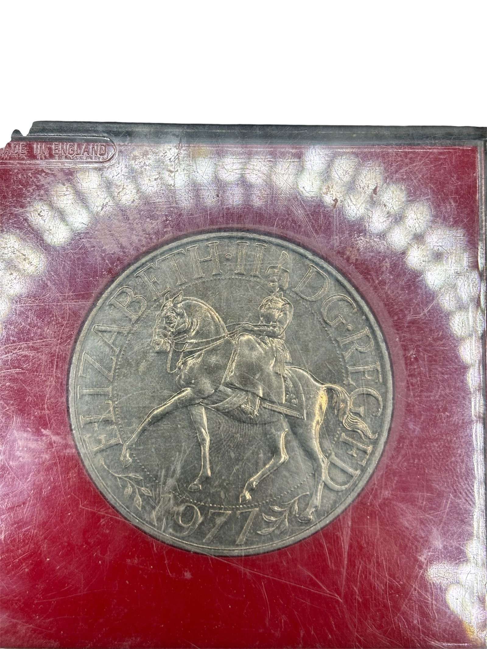 1977 Queen Elizabeth II Silver Jubilee Commemorative Coin - 3