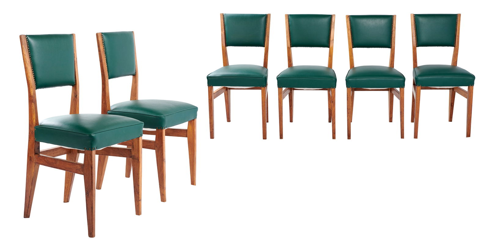 Gio PONTI 1891-1979 Suite de six chaises, circa 1940: Quatre pieds gaine et structure en chêne, assise et dossier recouverts de skaï vert d’origineÉdition Saffa Hauteur : 94 cm- Largeur : 46 cm - Profondeur : 38 cmProvenance : Artcurial vente 4240 d