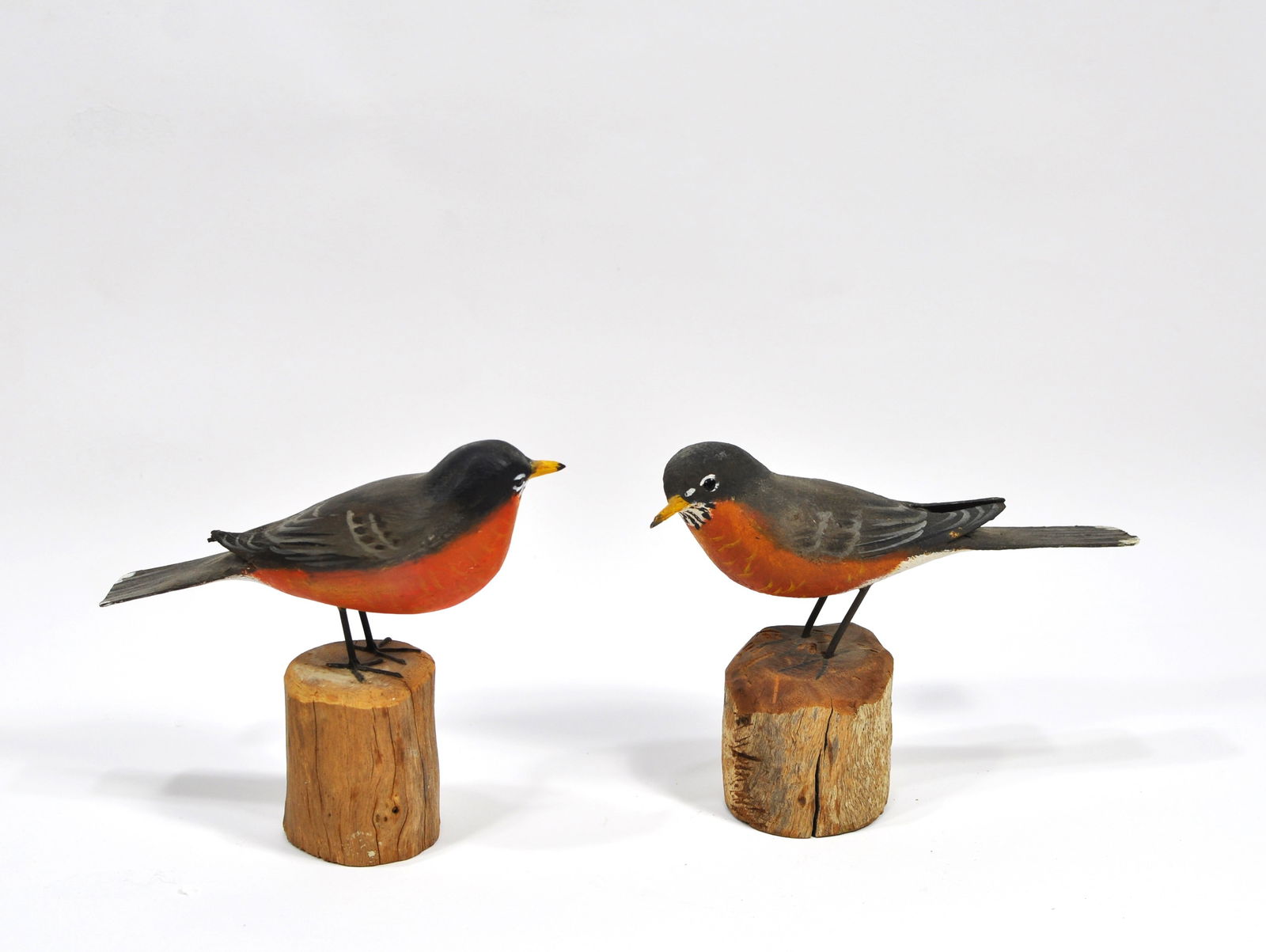 Peter Peltz (1915-2001) Pair of Robin Bird Sculptures (1 of 5)