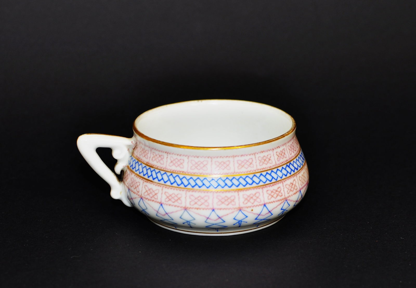 19th C. Russian Kornilov Brothers Porcelain Cup – Imperial Mark, Gilt & Geometric Design (1 of 4)