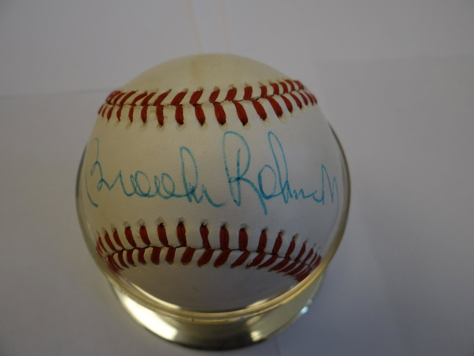Brooks Robinson Signed Autographed MLB Baseball.: Brooks Robinson Signed Autographed MLB Baseball. Certificate of Authenticity Phil Castinetti's Sportsworld