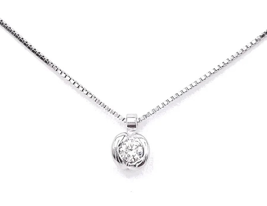 Graceful 18k White Gold Single-Stone 0.09 ct Diamond Accent Pendant with Box Chain, - 2.61 gr (1 of 5)