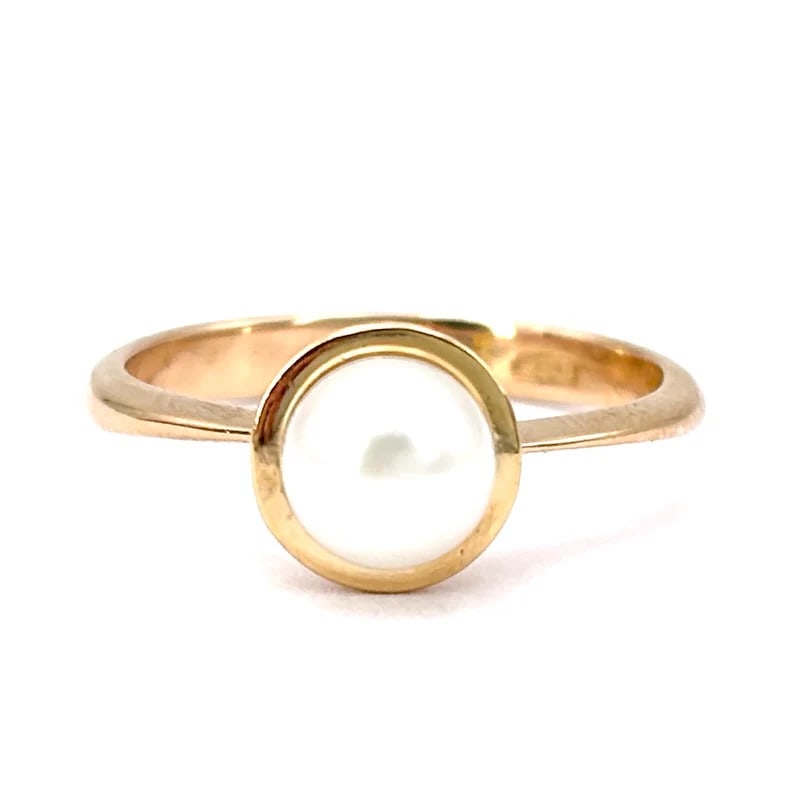 18K Yellow Gold Vintage-Inspired Pearl Ring with Central 0.20" Akoya gem, 3.26 gr (1 of 6)
