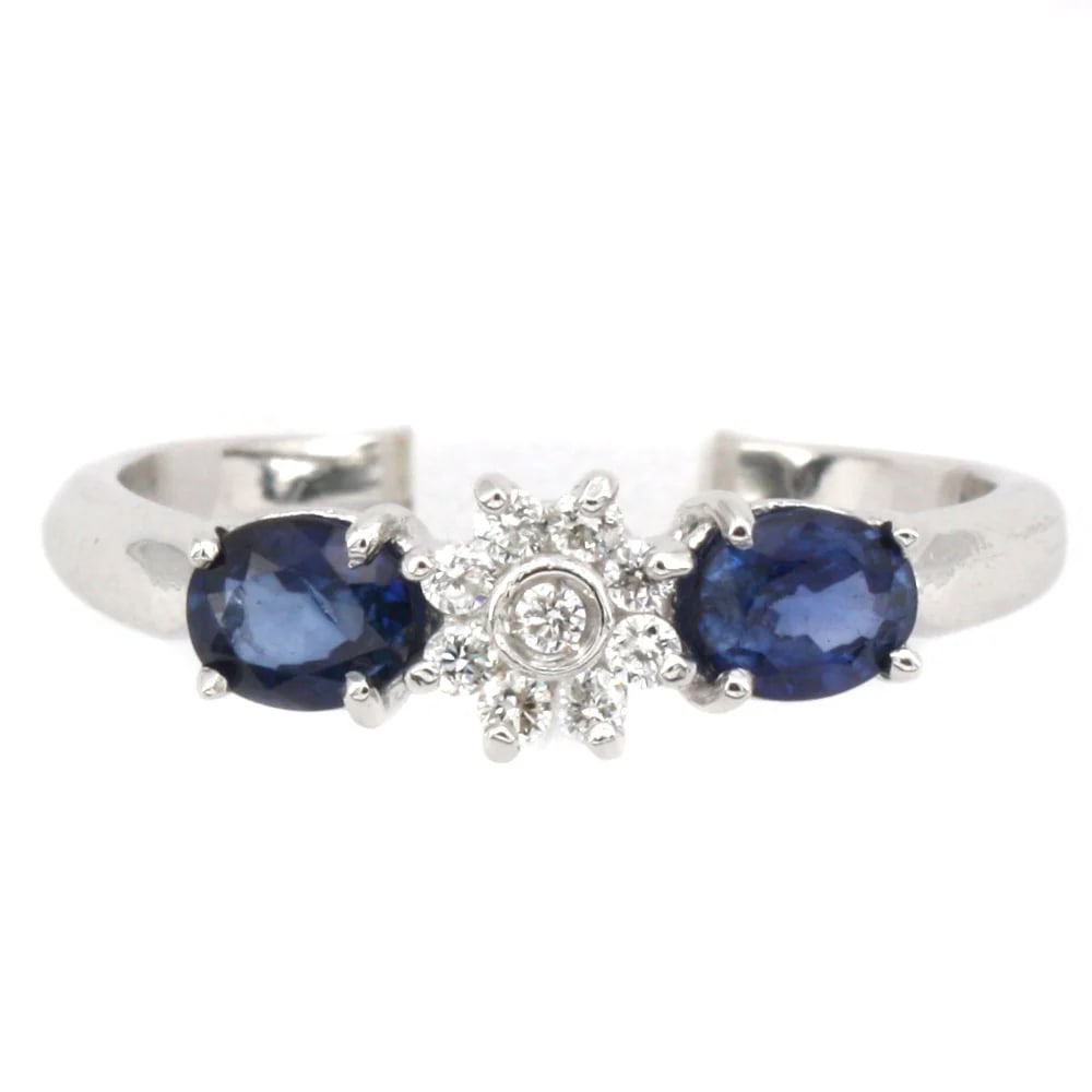 18k White Gold Ring with 2 Sapphires 0.89ct tot. and a Diamond Floral Accent 0.11 ct - weight 2.37gr (1 of 4)