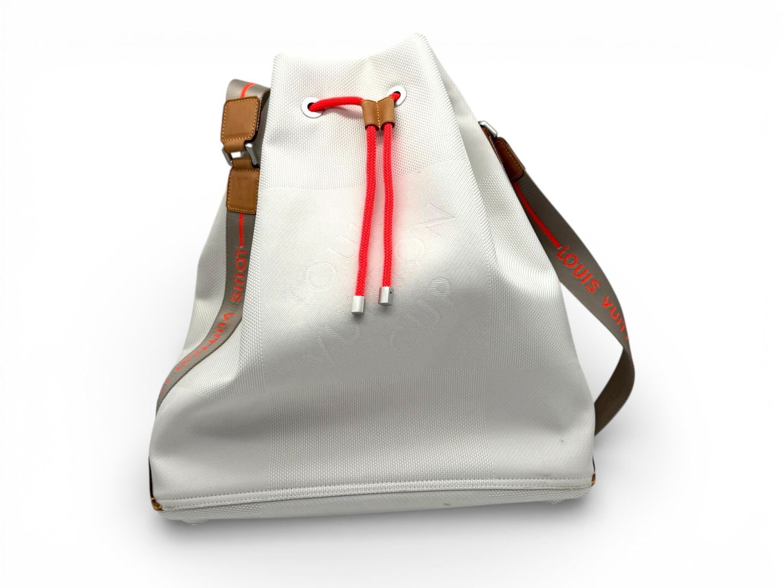 Louis Vuitton Sac Vuitton Cup 2002 Limited Edition - Stylish White Damier Crossbody Bag (1 of 8)