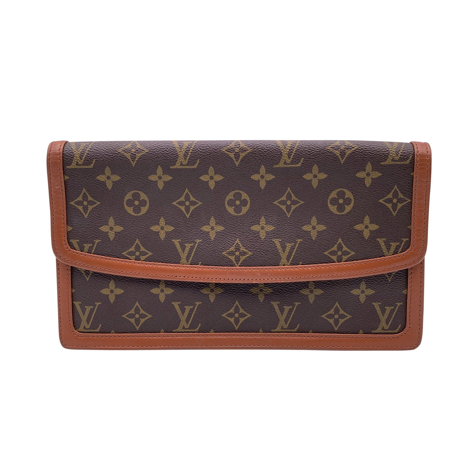 Louis Vuitton Vintage Cloth Clutch Bag: Elevate your collection with this exquisite Louis Vuitton 'Pochette Dame' clutch bag, a stunning blend of elegance and functionality. Crafted from the brand's signature brown monogram canvas, this clu