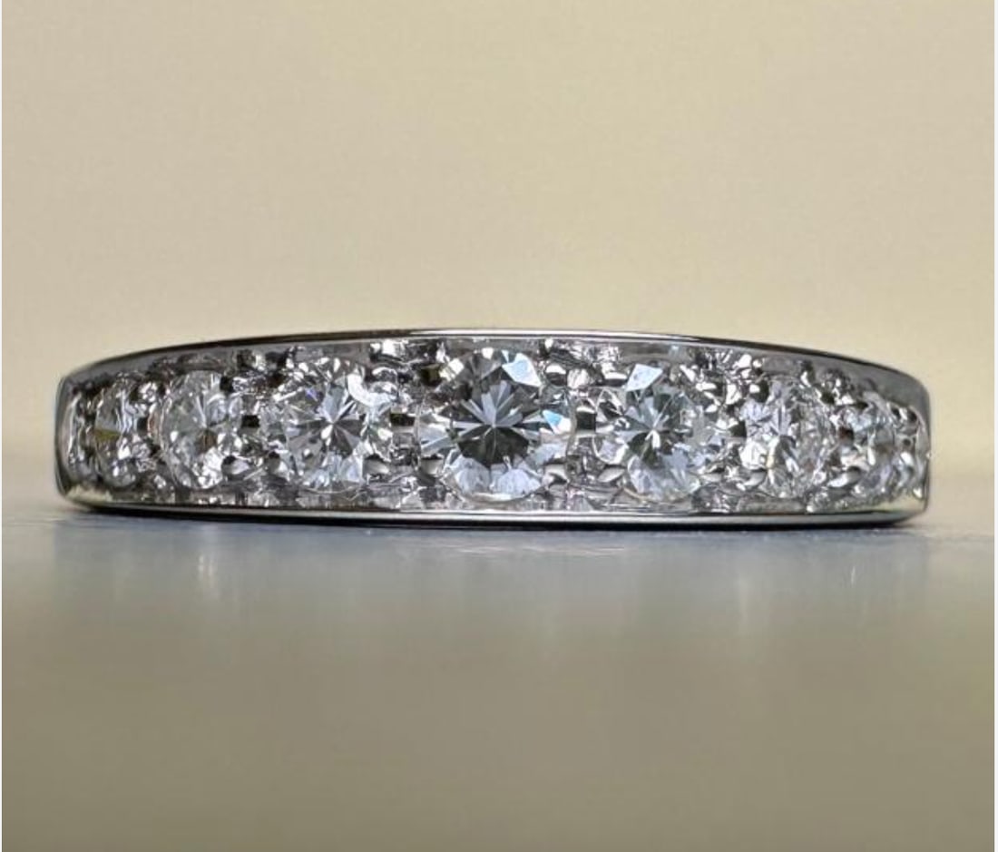 Elegant and Classic 0.45ct Diamonds Riviera set on 18k Solid Gold Ring (1 of 6)