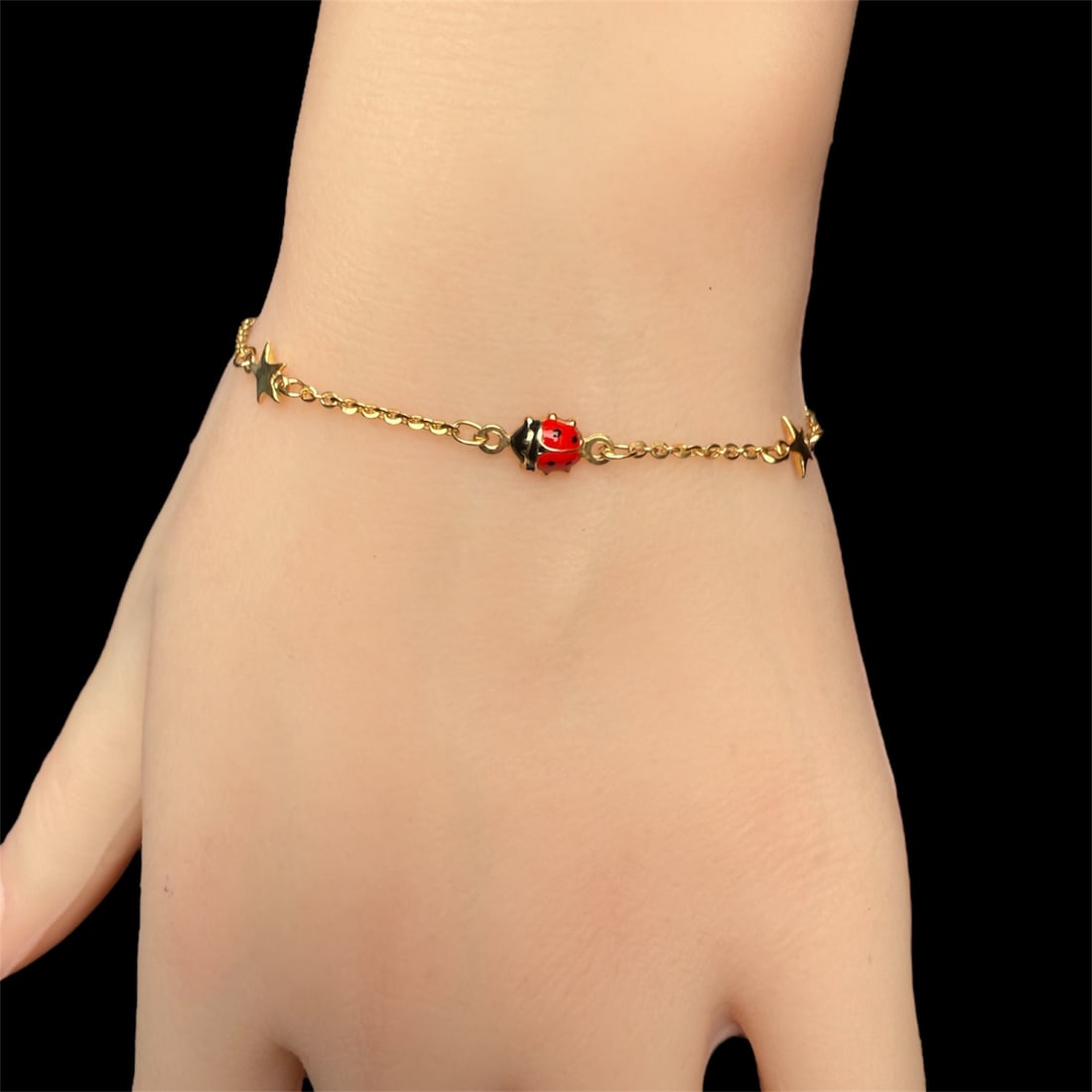 Super sweet 9k solid gold kids Bracelet made in Italy: Super sweet 9k solid gold kids Bracelet made in Italy Length 5,5in weight: 1.3gr SKU: 6B
