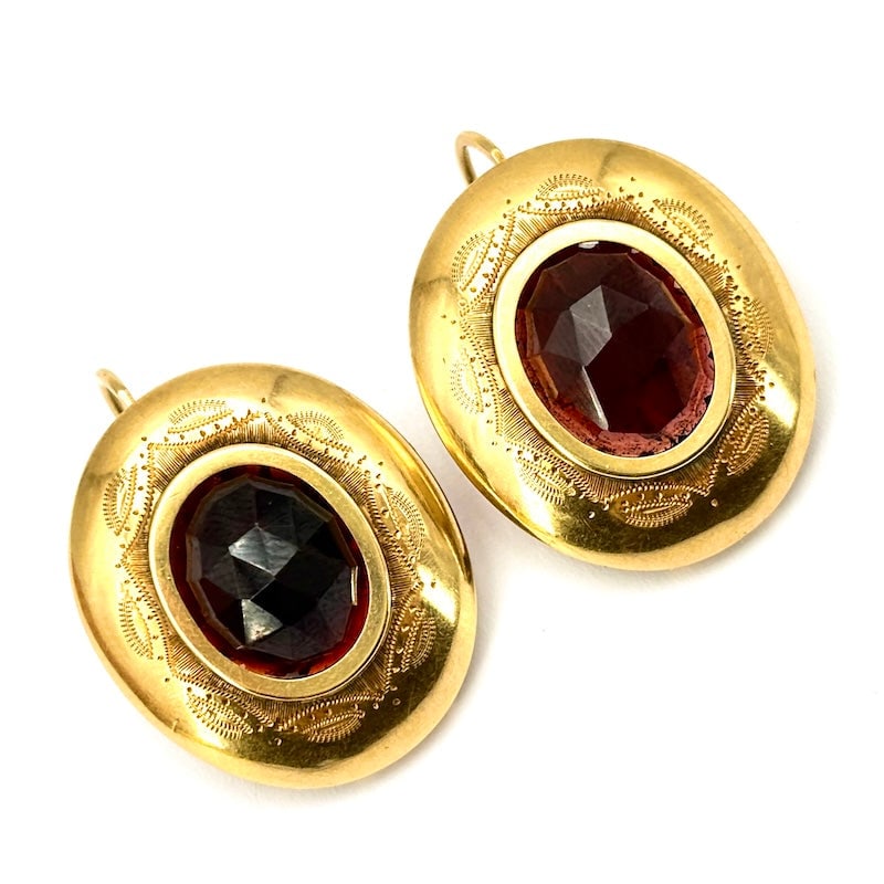 Vintage garnet and gold earrings, oval pendants; 5.07 gr. (1 of 7)