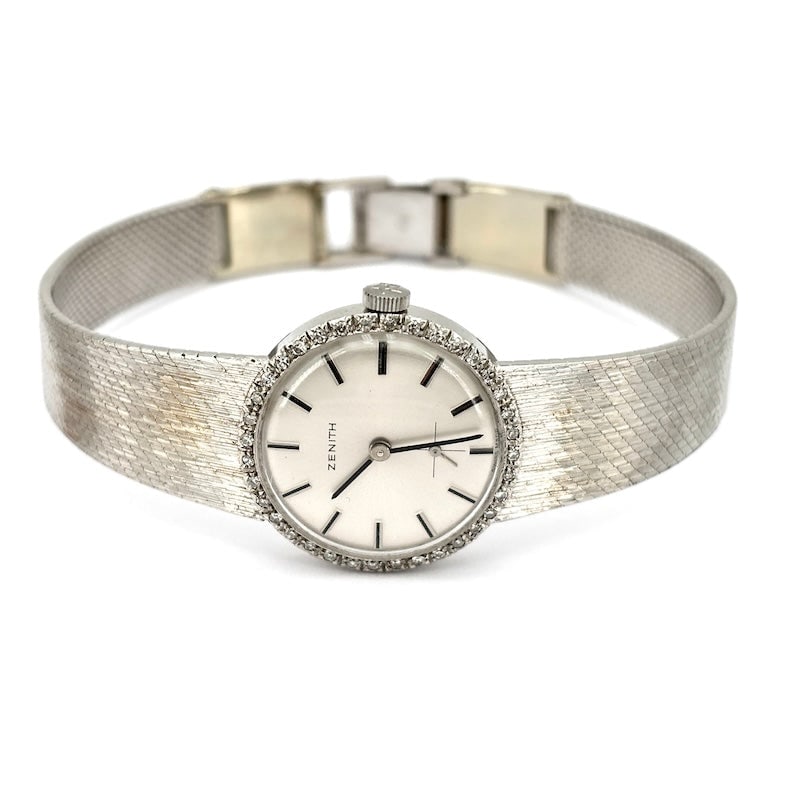 Vintage Zenith watch white gold and brilliants; 49.14 gr.: Magnificent vintage watch, 1960s-70s, Zenith, in 18 kt white gold and diamonds, with unmistakable character and evergreen design. Mechanical, hand-wound. A precious marvel of a collectible jewel watch