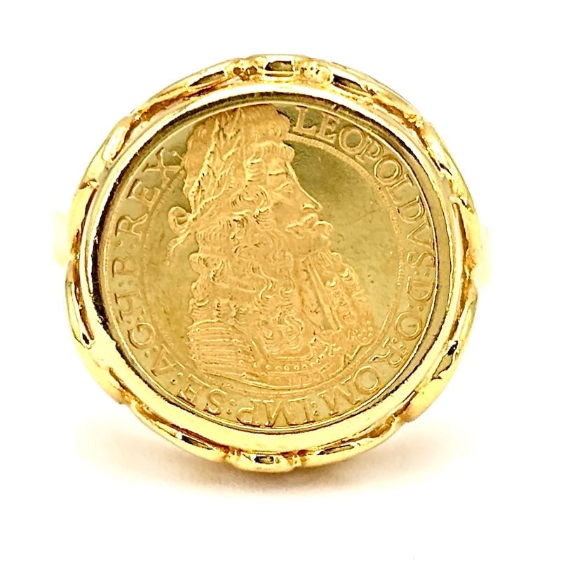 Vintage gold circular coat of arms ring; 5.19 gr. (1 of 6)