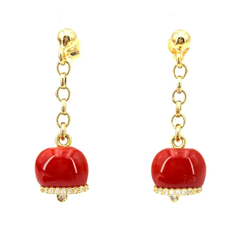 Red coral camapanelle earrings, chain pendants, sterling silver; 3.7 g - 3.4 cm: Adorables!!!! Trendy bell charm chain pendant earrings with natural shaped red coral mounted on 925 gold-plated sterling silver. Pin and butterfly like back. Zircons and movable clapper, openwork and