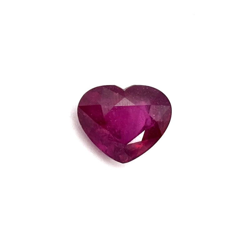 Ruby, heart - 11.61 ct (1 of 5)