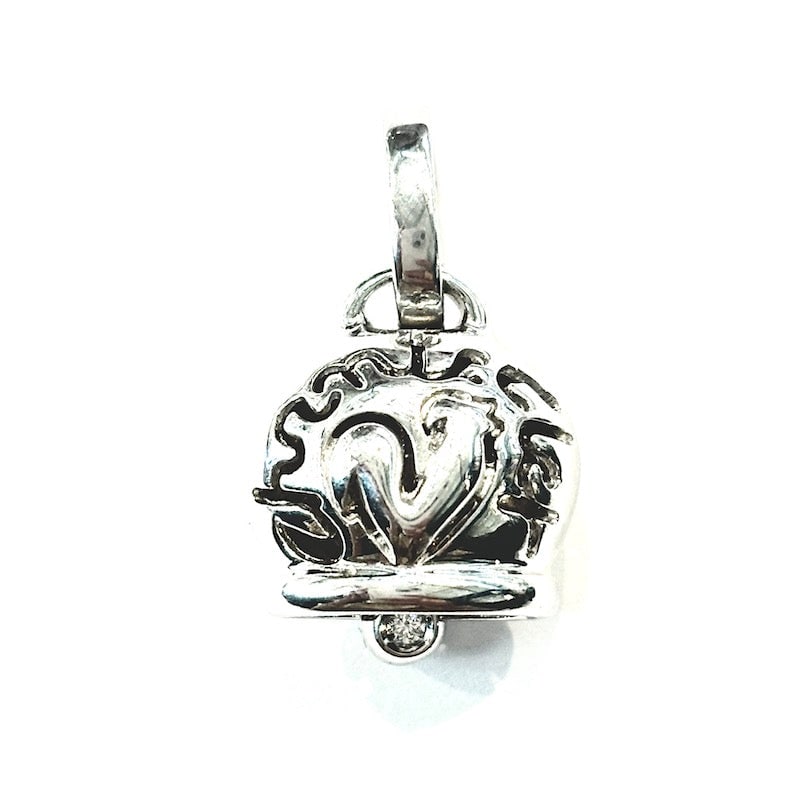 Chantecler pendant, white gold bell; 5.59 gr.: Iconic Chantecler Bell pendant in 18 kt white gold, with sparkle in the clapper, with an unmistakable design. Our company's certification is available for free, upon request. If you wish to receive an