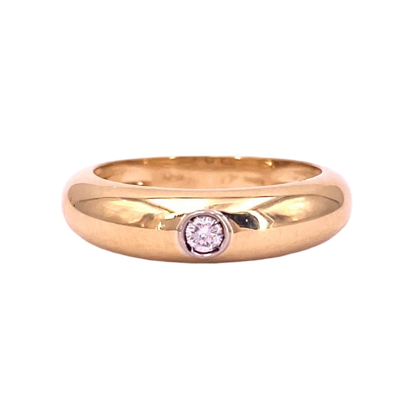 Diamond wedding band/band ring; 6.65 gr.: A universal and timeless ring, a rounded and solid band/band model made of 18 kt yellow gold set with a diamond. A minimalist, comfortable, elegant and absolutely unisex piece of jewelry. Our company'