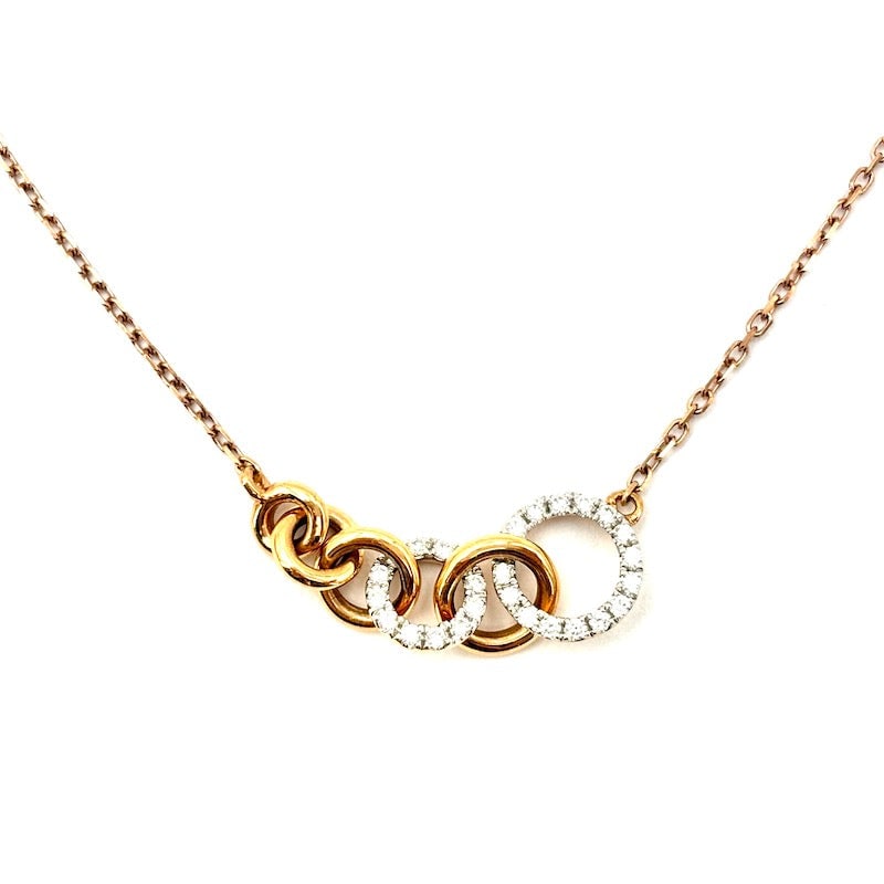 Rose gold necklace with diamonds; 4.6 gr.: Graceful femininity and undeniable finesse for this 18 kt rose gold necklace with 6 front hoops including two of brilliant-cut diamonds, finished with refined roll chain. A thread of light and harmony