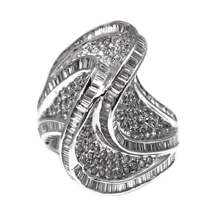 Diamond and gold maxi wave ring - 5.78 ct; 16.7 gr. (1 of 5)