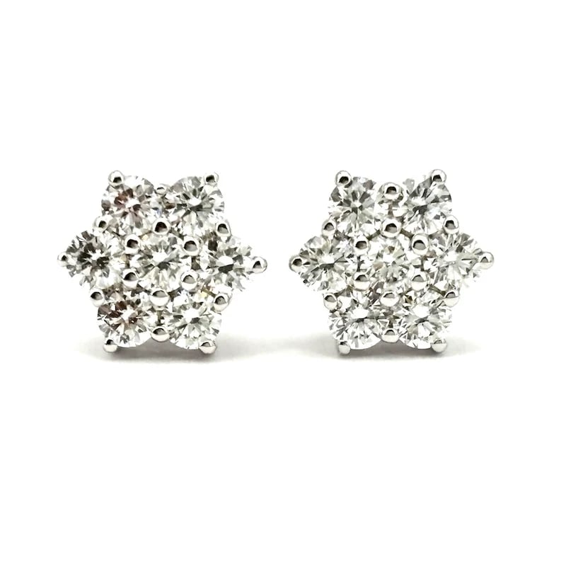 Refined 18K White Gold Diamond Daisy Cluster Stud Earrings, 1.05 ct F-VS Brilliant Cut, 2.74 g (1 of 4)
