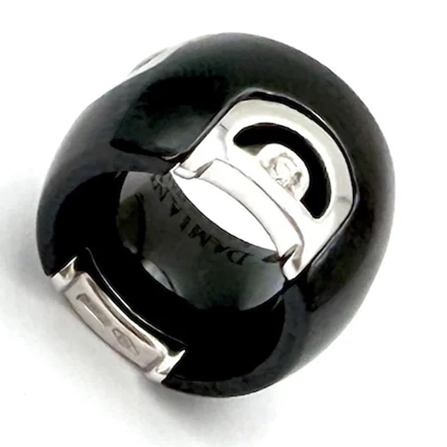 Iconic Signature Damiani D.Icon 18k White Gold Black Ceramic Diamond Pendant, 5.96g: Iconic Damiani D.Icon pendant in 18k white gold with black ceramic and diamond detail, showcasing the maison’s signature contemporary design language, offered in excellent pre-owned condition, compl