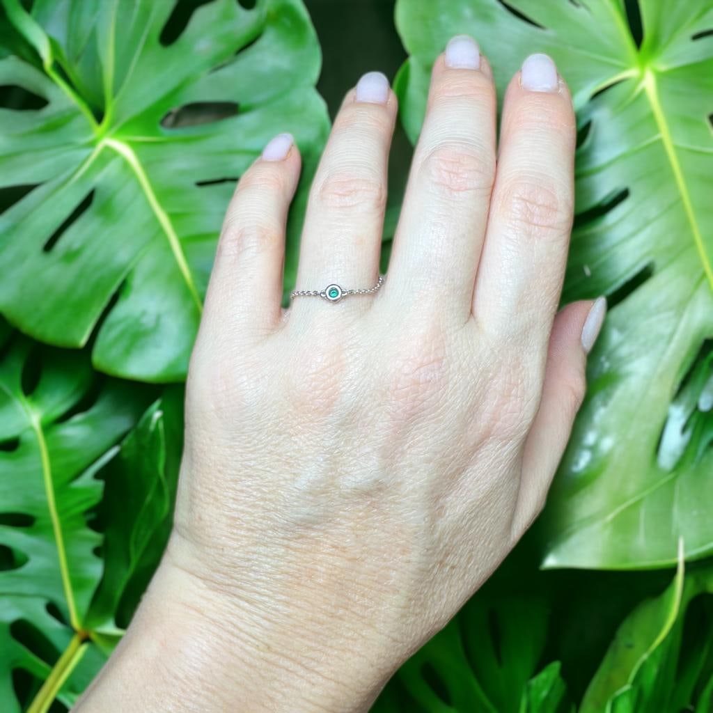 Colombian Emerald 18k Solid Gold chain Ring - 5
