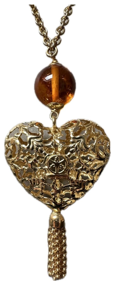 Wonderful 18k Solid gold with heart pendant Made in Italy Necklace: Wonderful 18k Solid gold with heart pendant Made in Italy Necklace 15.6gr 18k solid gold SKU: 100 Our company's certification is available for free, upon request