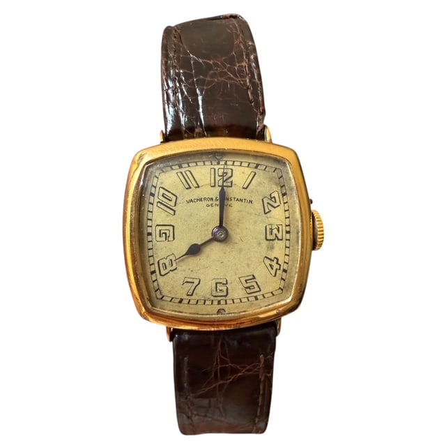 Rare Vintage Vacheron Constantin 18k YG 26mm Unisex Manual winding: Rare Vintage Vacheron Constantin 18k YG 26mm Unisex Manual winding The watch comes as you can see thru the pictures Case: 26x26mm crown excluded Perfectly working SKU: 16w Swiss Made Rare collection T